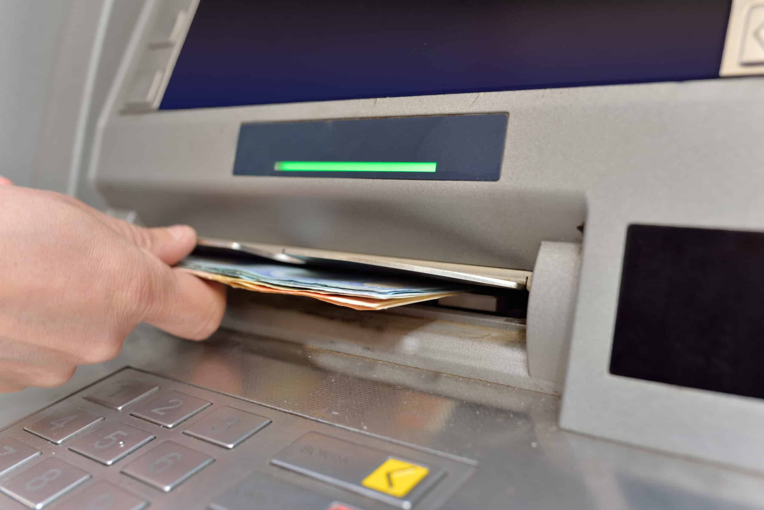 Nuovo controllo automatico sui prelievi in contanti 1° dicembre